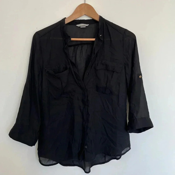 5/20$ Black V-Neck 3/4 Sleeve Button Down Shirt - Picture 2 of 8